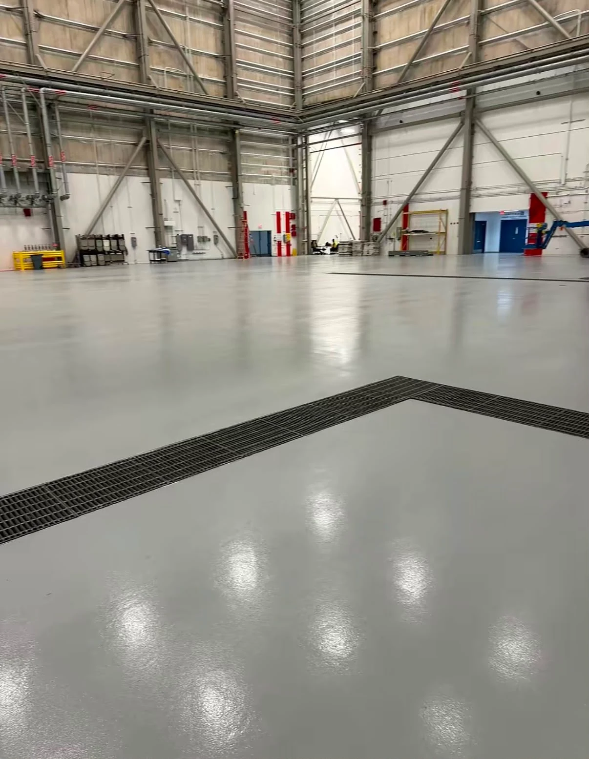 United hangar floor