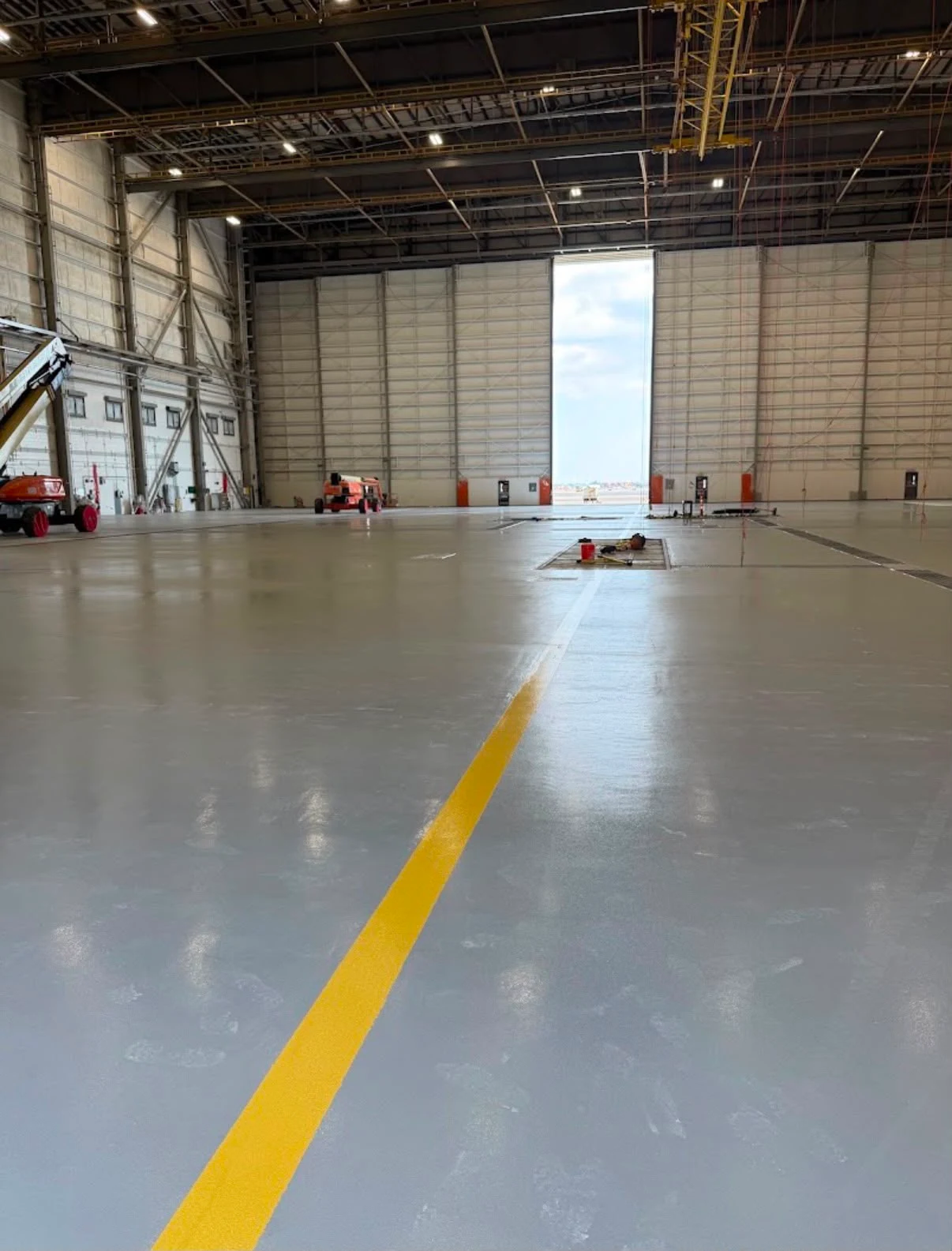 United hangar floor